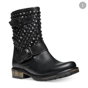 Steve Madden Marcco studded leather boots 6 black